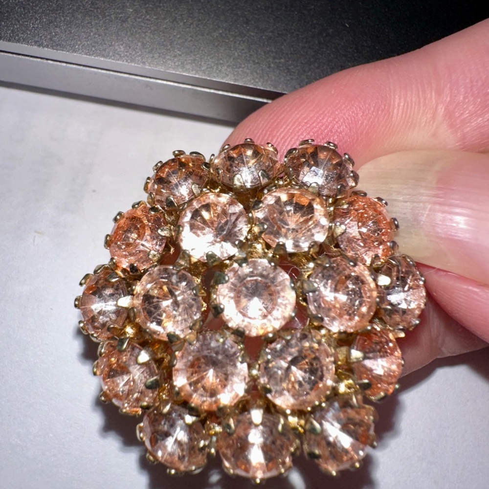 Vintage Pink Rhinestone earrings
